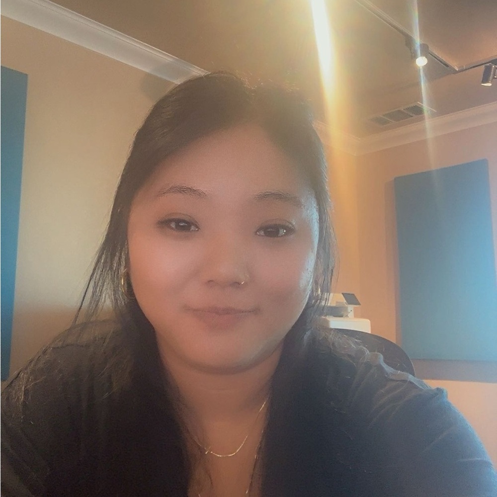 Meet your Posher, Brooke